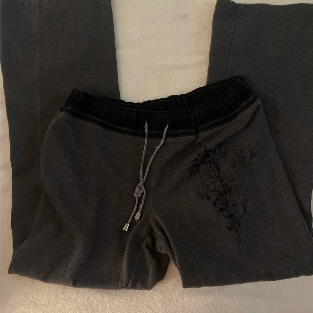 Monroe & Main Wide Leg Y2K Sweatpants Size Small